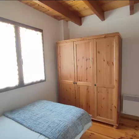 Bajanda Natura Casa Con Gran Jardin Junto A Llivia Estavar